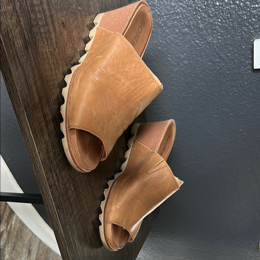 Sorel Tan Suede Mules Sleek Design